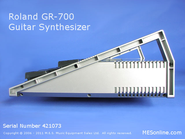 Roland GR700 Guitar Synthesizer